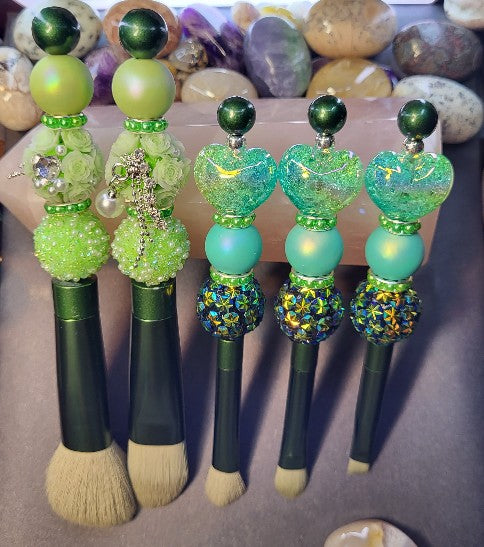 5-Piece Beaded Makeup Brush Set | Aesthetic Makeup Brushes | Cute Beaded Beauty Tools for Glam, Travel & Everyday Makeup