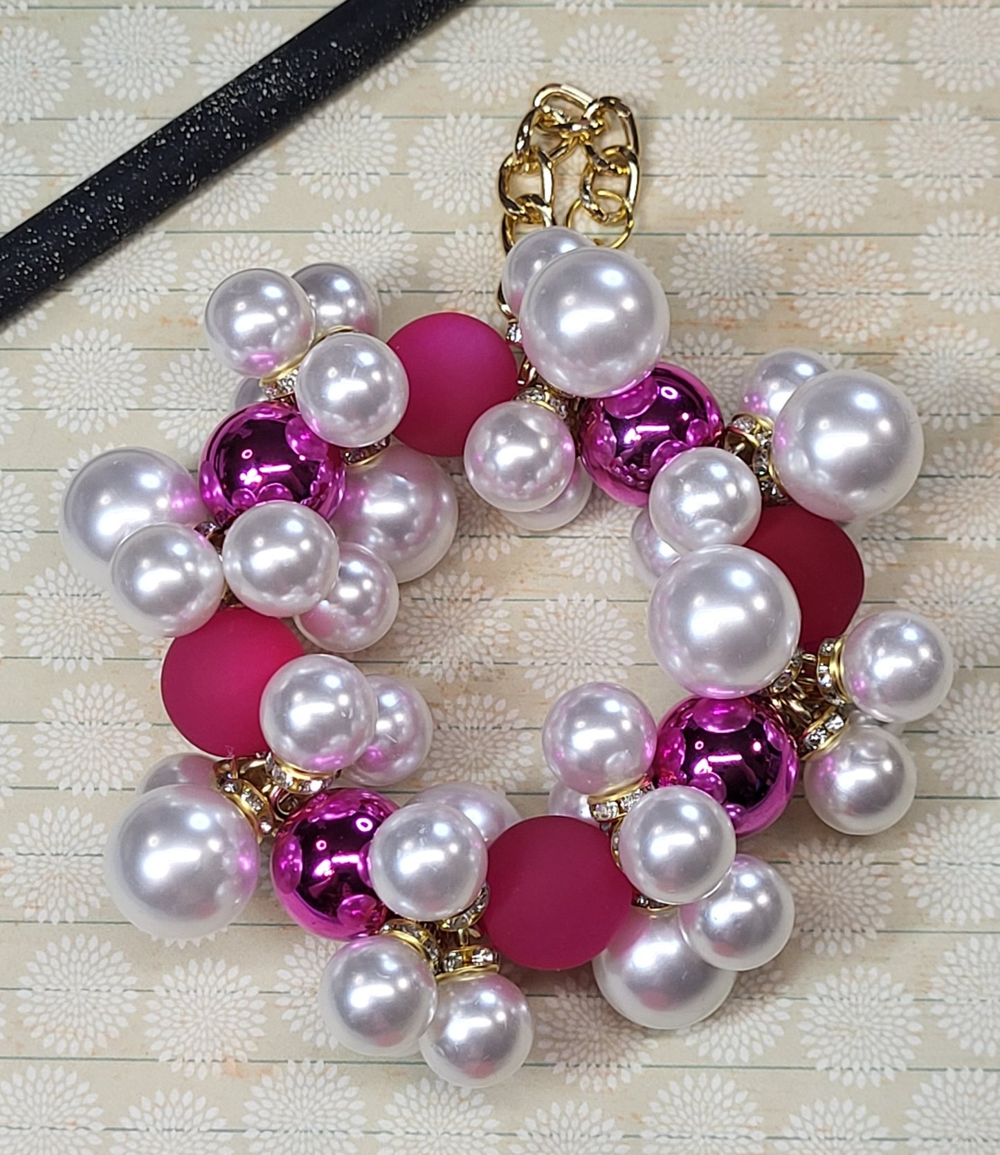 🎄 Mini Handmade Beaded Christmas Ornaments – Small Pearl & Acrylic Holiday Decorations on Stainless Steel Wire
