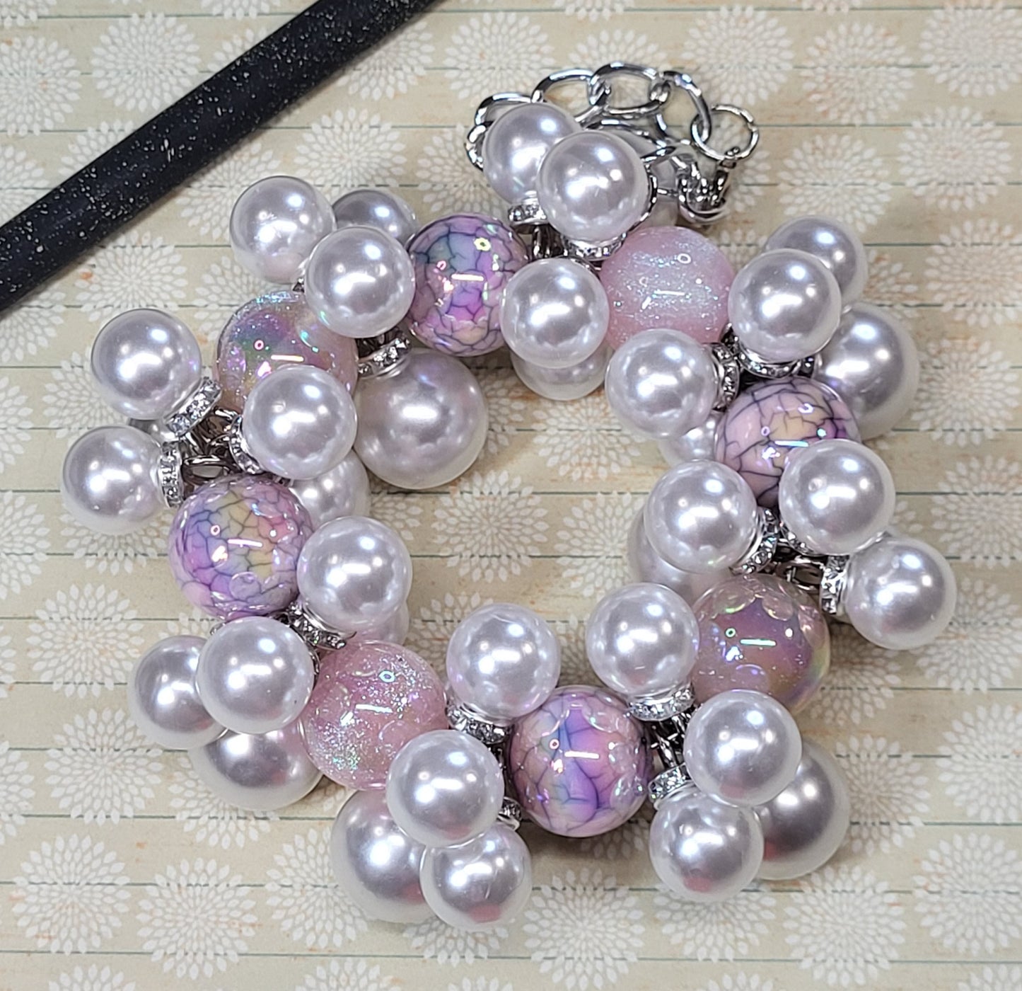 🎄 Mini Handmade Beaded Christmas Ornaments – Small Pearl & Acrylic Holiday Decorations on Stainless Steel Wire
