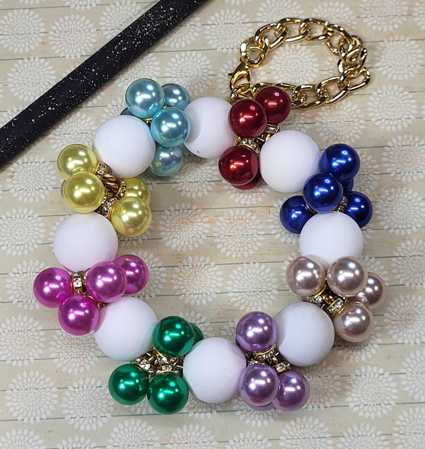 🎄 Mini Handmade Beaded Christmas Ornaments – Small Pearl & Acrylic Holiday Decorations on Stainless Steel Wire
