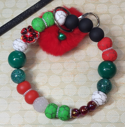 🎄 Christmas Themed Beaded Wristlet Keychains – Handmade 304 Stainless Steel Wire Holiday Accessories