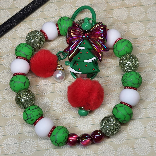 🎄✨ Holiday Wristlet Keychain Combos – Festive Silicone & Acrylic Beaded Designs