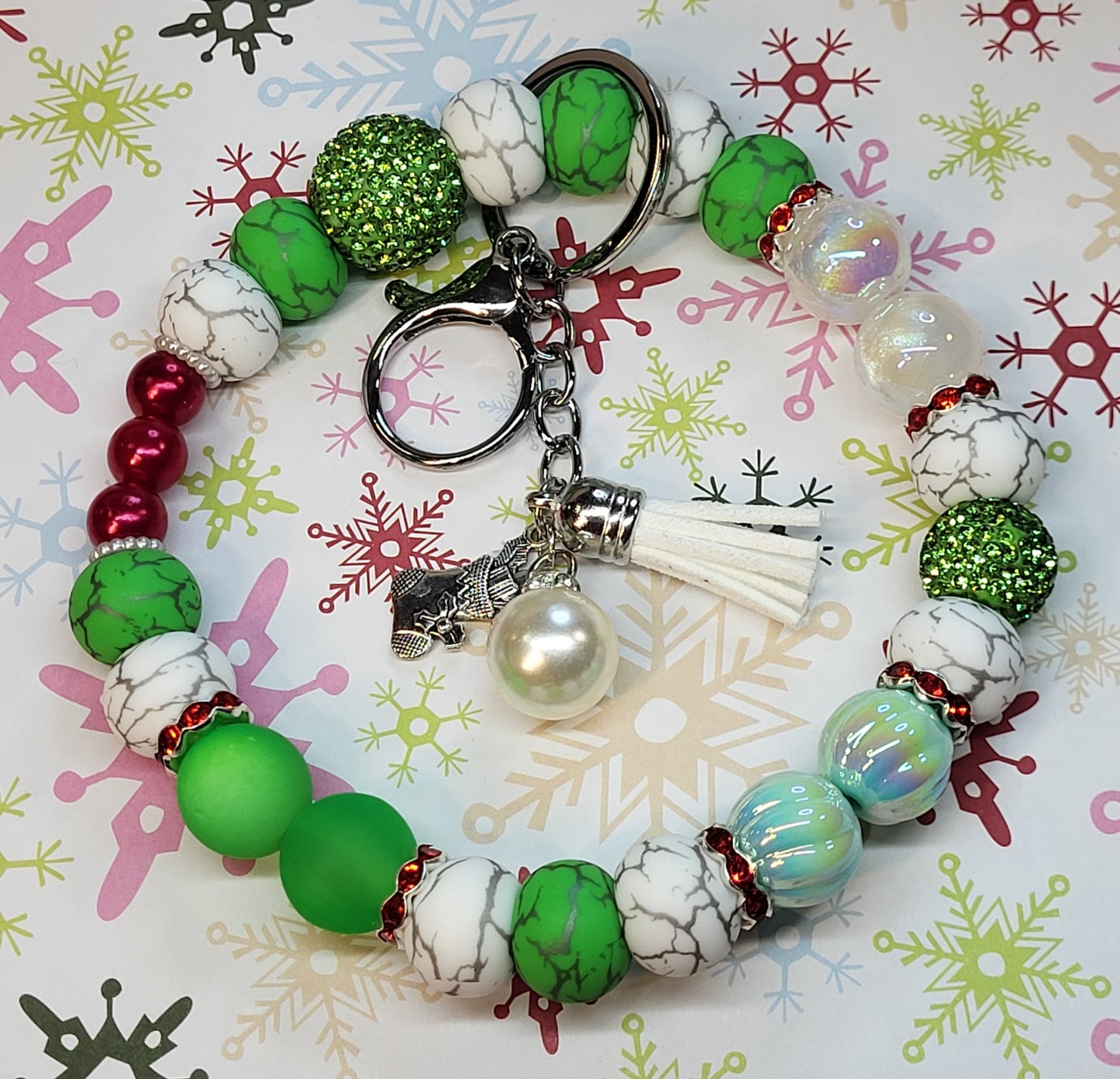 🎄Christmas Themed 304 Stainless Steel Beaded Wristlet Keychains | Holiday Wristlet Accessories | Durable Handmade Christmas Keychain