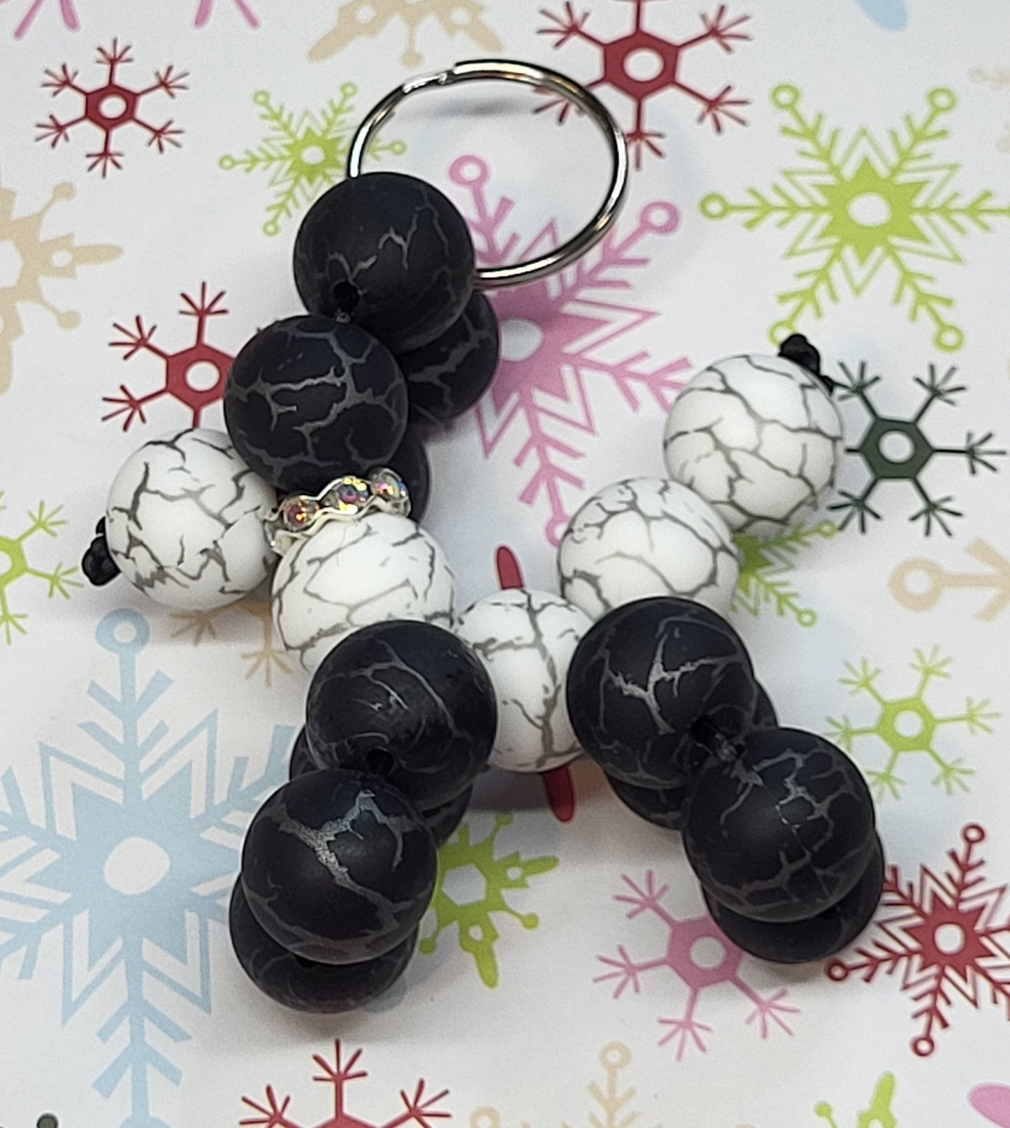 🎈 Balloon Dog Keychain – Silicone Bead Accessory