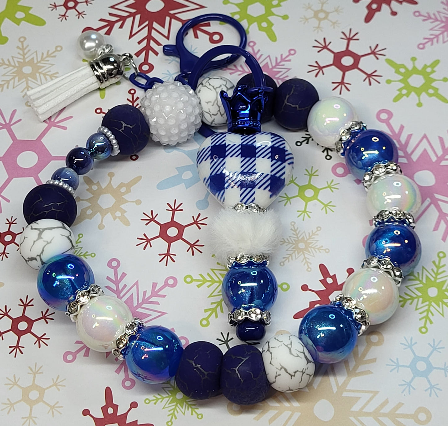 ❄️Winter Themed 304 Stainless Steel Beaded Wristlet Combo with Beaded Bar Keychain | Snowy Winter Wristlet Keychain Set | Handmade Durable Winter Accessory