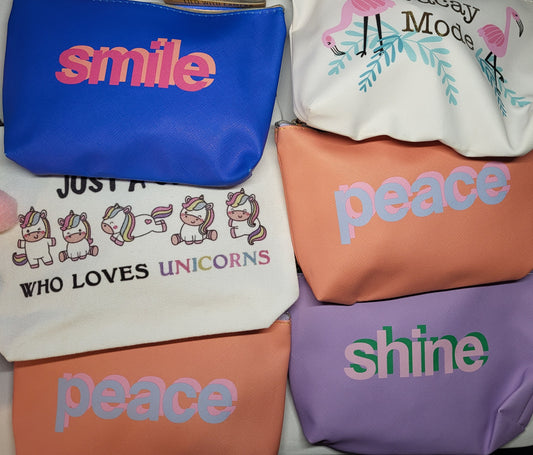 Blind Bag Surprise Bundle | 3–4 Random Accessories & Gifts | Wristlets, Keychains, Pens & More