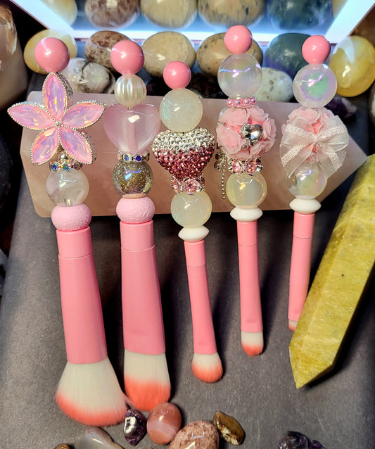 5-Piece Beaded Makeup Brush Set | Aesthetic Makeup Brushes | Cute Beaded Beauty Tools for Glam, Travel & Everyday Makeup